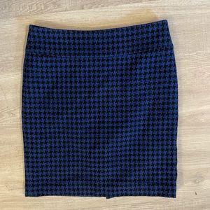 Ann Taylor Blue and Black Houndstooth Wool Blend Skirt